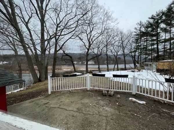 5 bed, 2 bath apartment for rent at 40 Albany Rd Unit HOUSE, West Stockbridge — photo 7 of 26
