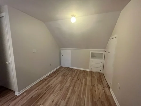 1 bed, 1 bath apartment for rent at 40 Albany Rd Unit Loft, West Stockbridge — photo 10 of 17