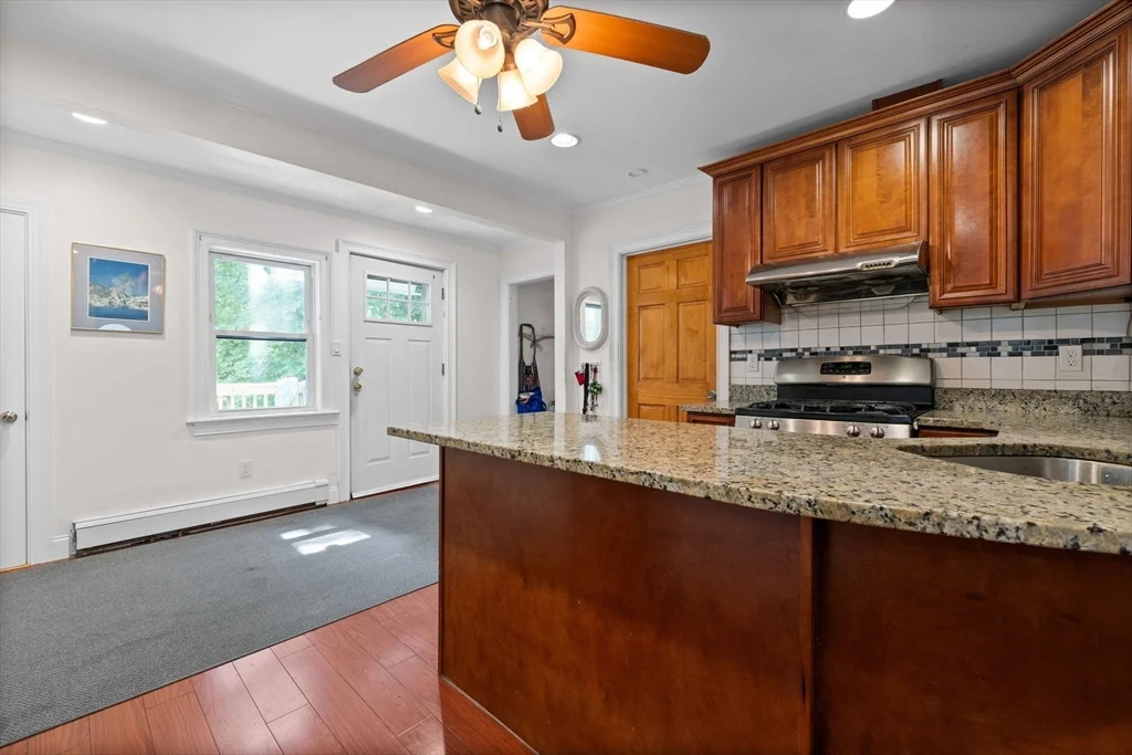 4 bed, 2 bath apartment for rent at 40 Alden Pl Unit A, Newton — photo 6 of 27