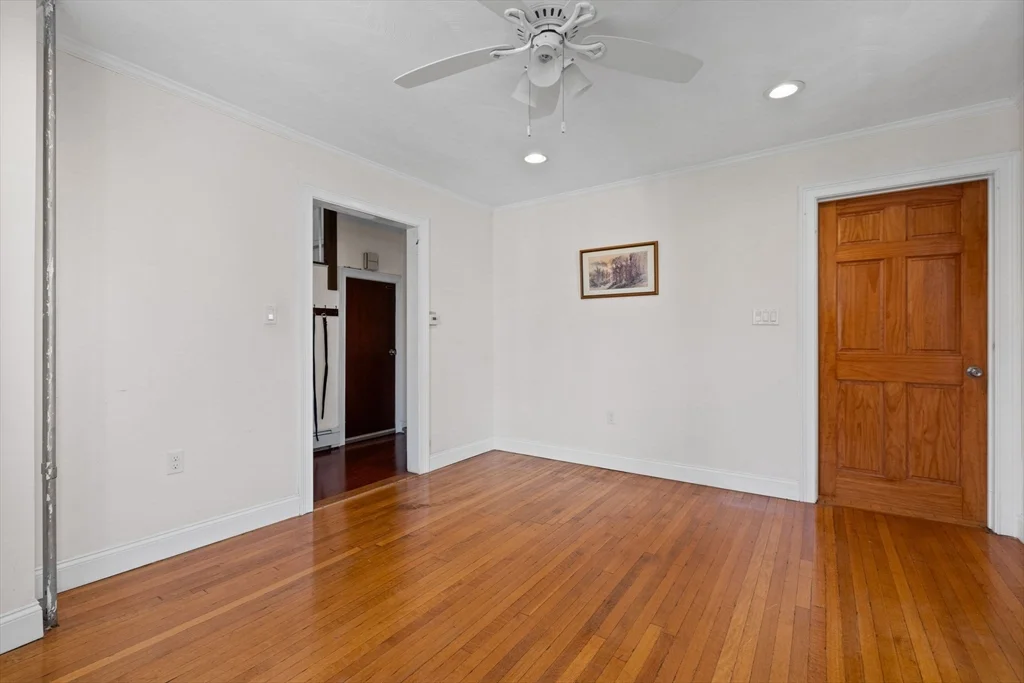 4 bed, 2 bath apartment for rent at 40 Alden Pl Unit A, Newton — photo 9 of 27