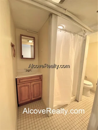 Studio bed, 1 bath apartment for rent at 40 Alfred Rd Unit b, Arlington — photo 6 of 7