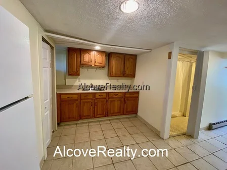 Studio bed, 1 bath apartment for rent at 40 Alfred Rd Unit b, Arlington