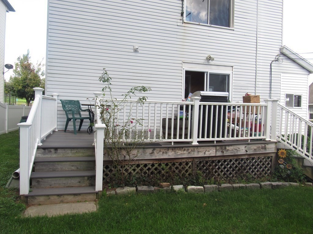 2 bed, 1 bath apartment for rent at 40 Ames St Unit 1, Rice Square — photo 2 of 38