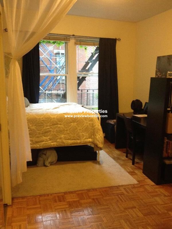 Studio bed, 1 bath apartment for rent at 40 Anderson St Unit 10, Beacon Hill — photo 4 of 17