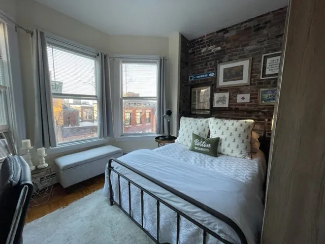 Studio bed, 1 bath apartment for rent at 40 Anderson St Unit 12, Beacon Hill — photo 2 of 12