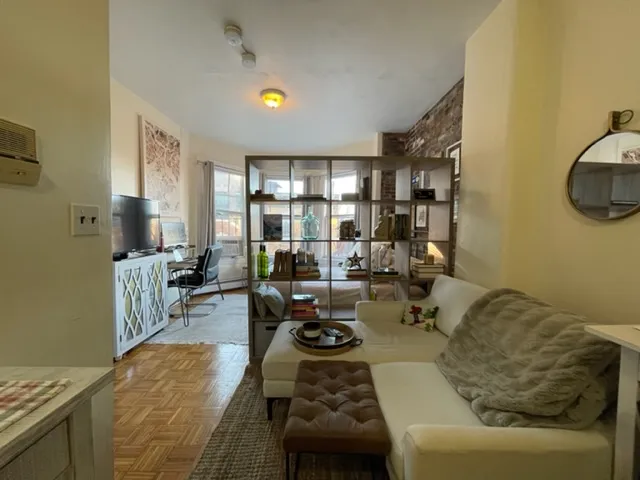 Studio bed, 1 bath apartment for rent at 40 Anderson St Unit 12, Beacon Hill — photo 6 of 12