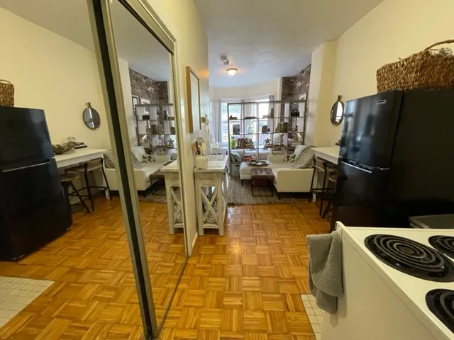 Studio bed, 1 bath apartment for rent at 40 Anderson St Unit 12, Beacon Hill — photo 10 of 12