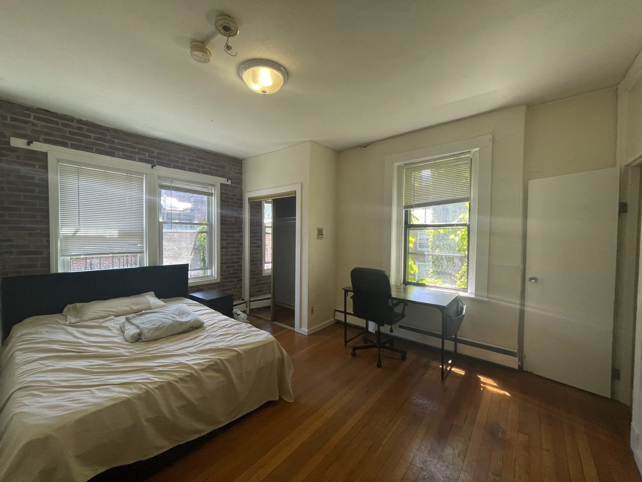Studio bed, 1 bath apartment for rent at 40 Anderson St Unit 14, Beacon Hill — photo 1 of 3