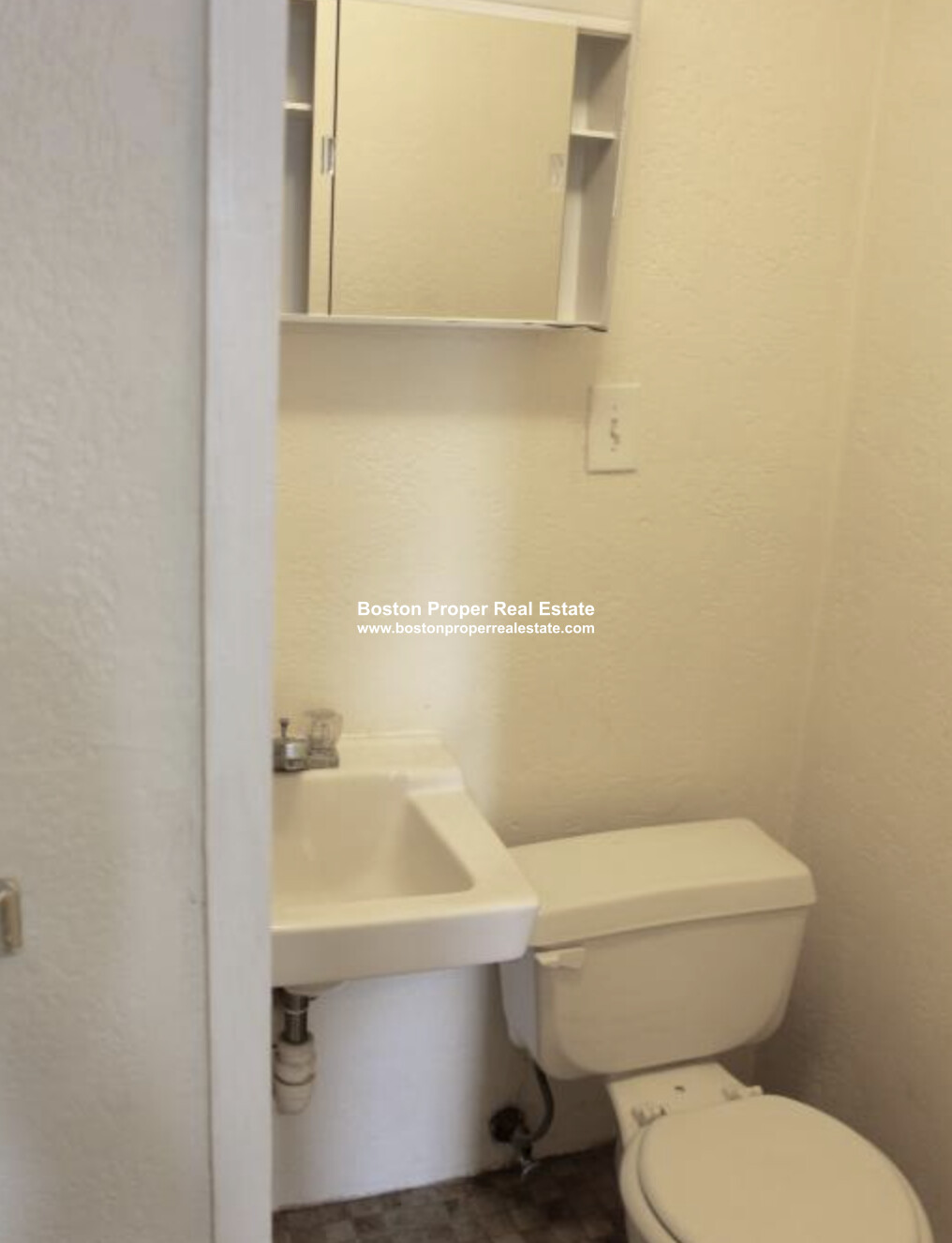 Studio bed, 1 bath apartment for rent at 40 Anderson St Unit 16, Beacon Hill — photo 6 of 7