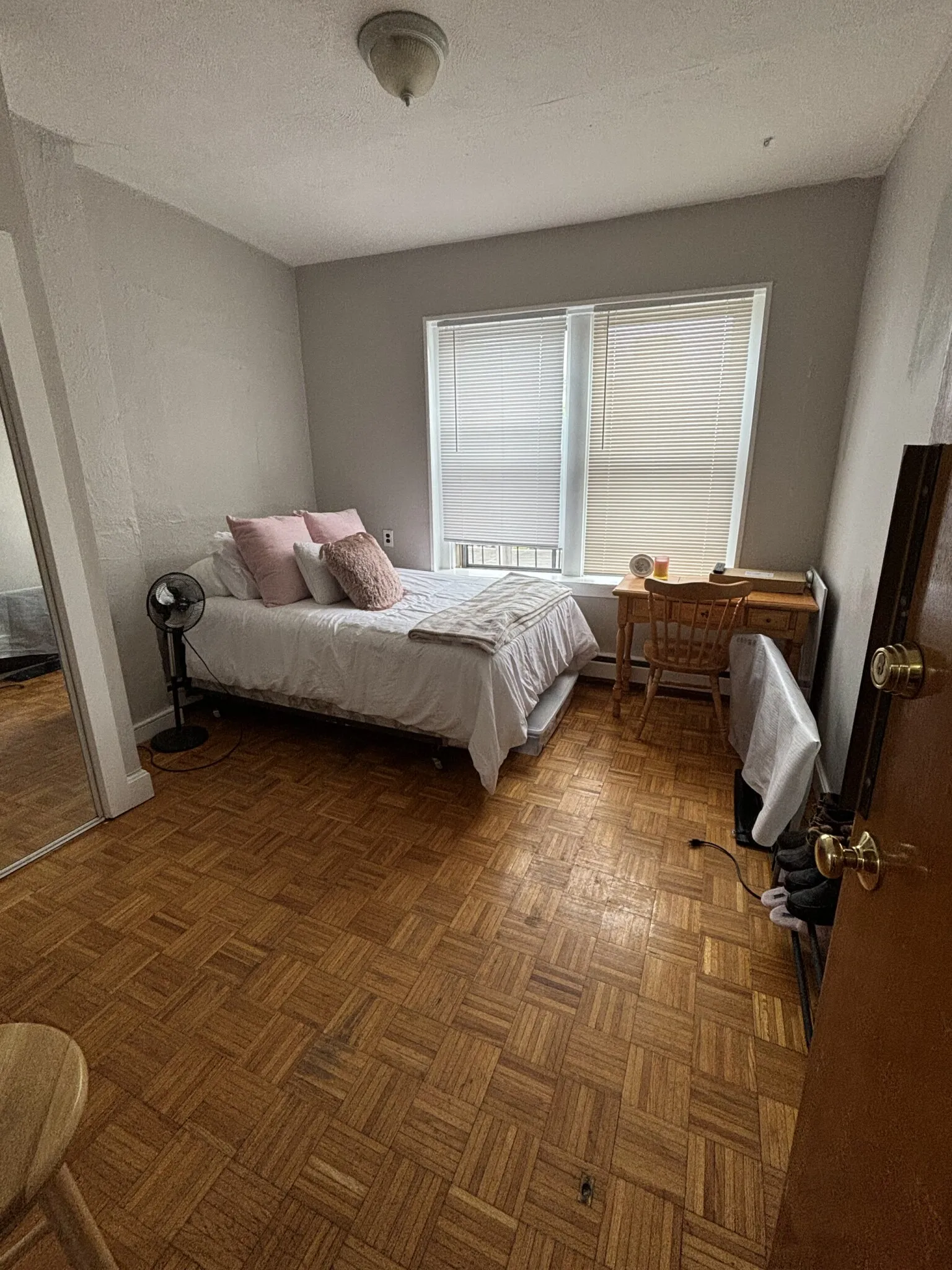 Studio bed, 1 bath apartment for rent at 40 Anderson St Unit 17, Beacon Hill — photo 3 of 6