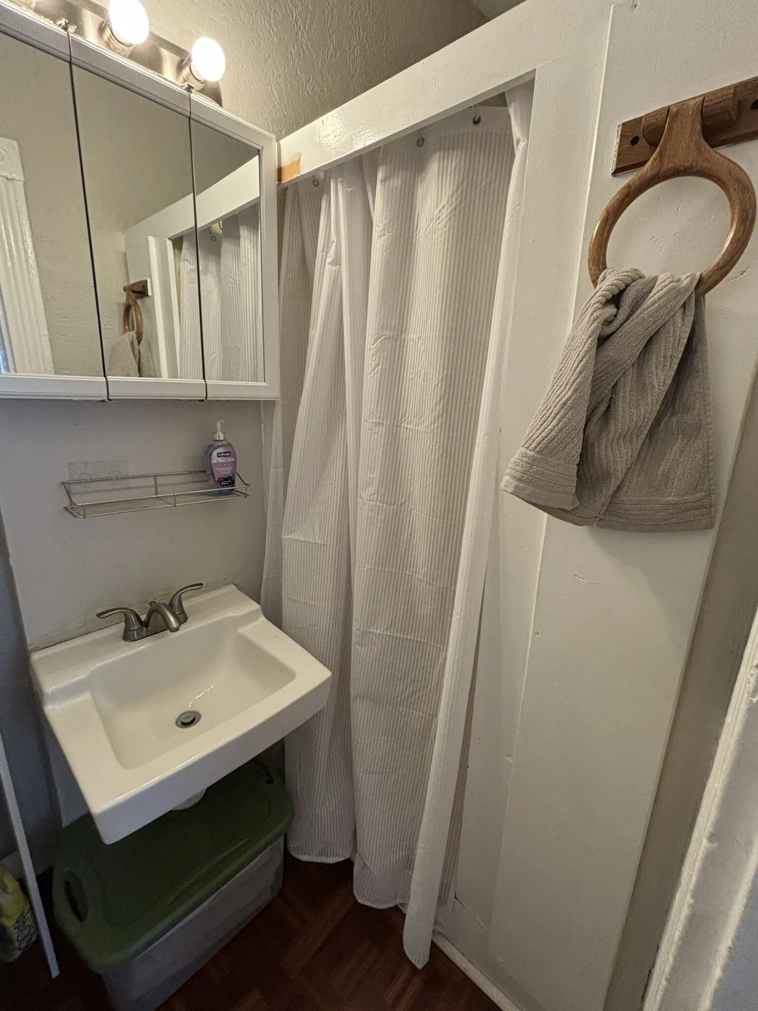 Studio bed, 1 bath apartment for rent at 40 Anderson St Unit 17, Beacon Hill — photo 5 of 6