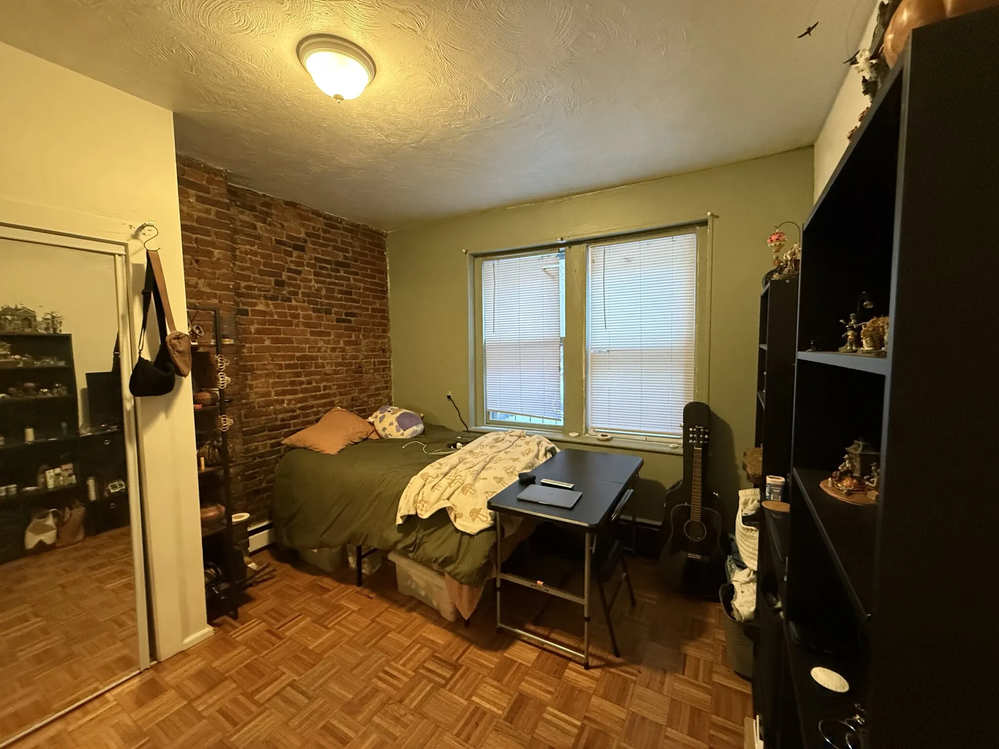 Studio bed, 1 bath apartment for rent at 40 Anderson St Unit 2, Beacon Hill — photo 2 of 7