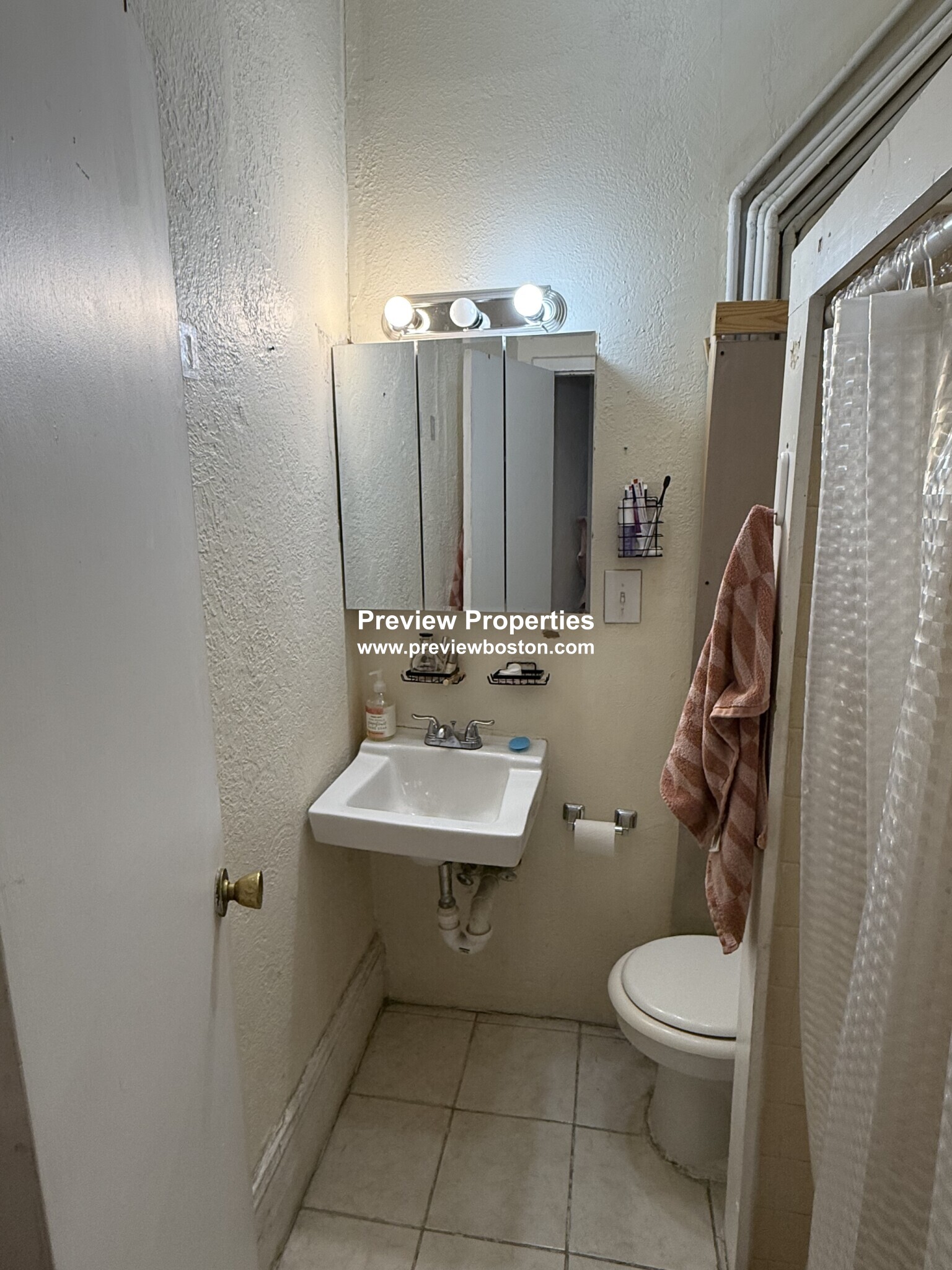 Studio bed, 1 bath apartment for rent at 40 Anderson St Unit 2P, Beacon Hill — photo 6 of 6