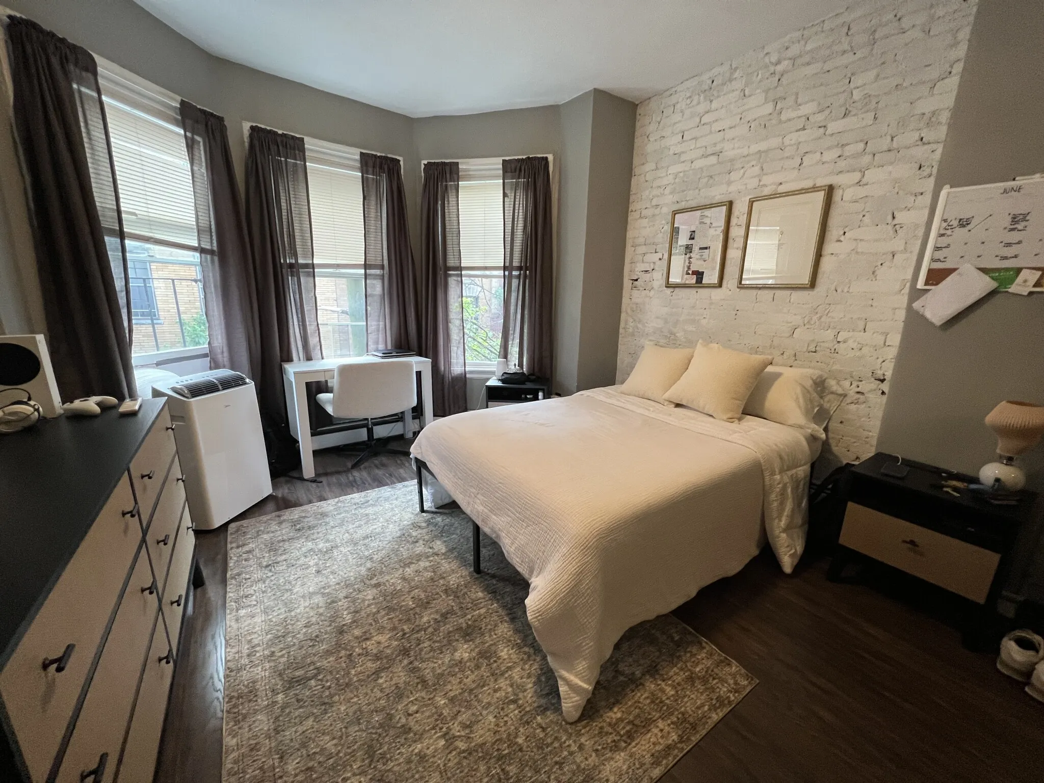 Studio bed, 1 bath apartment for rent at 40 Anderson St Unit 4, Beacon Hill — photo 1 of 13