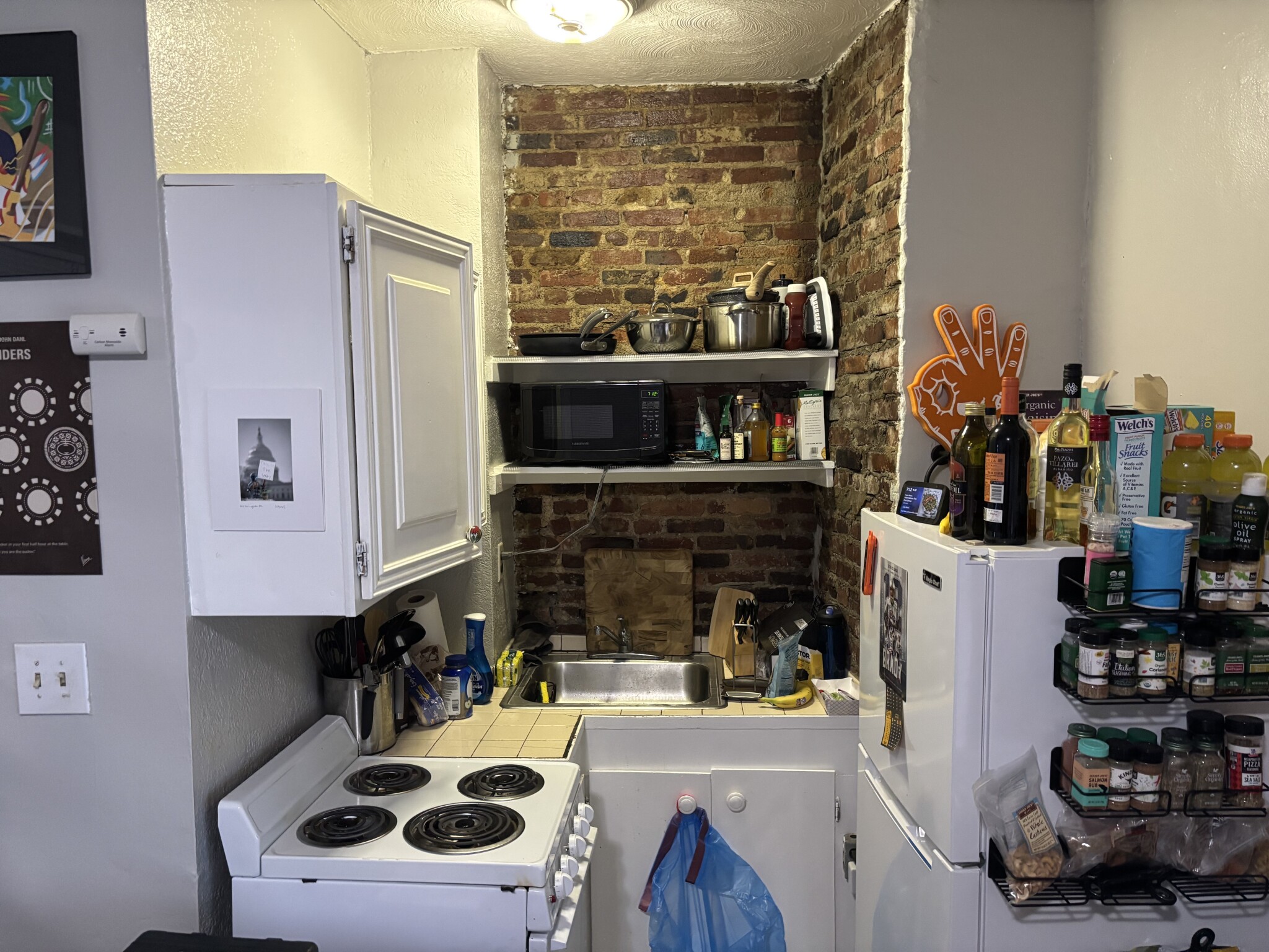 Studio bed, 1 bath apartment for rent at 40 Anderson St Unit 6, Beacon Hill — photo 1 of 6