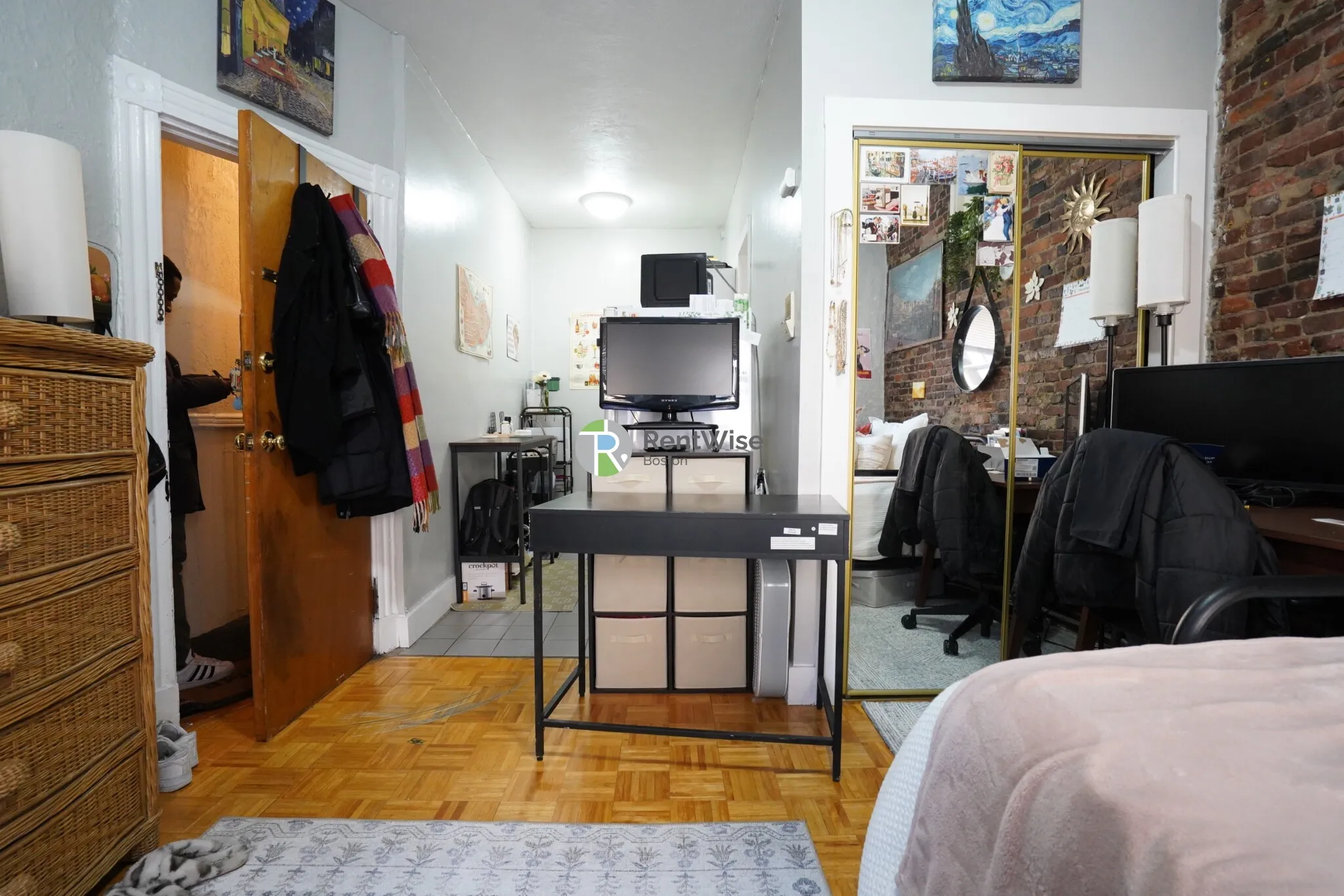 Studio bed, 1 bath apartment for rent at 40 Anderson St Unit 7, Beacon Hill — photo 3 of 11