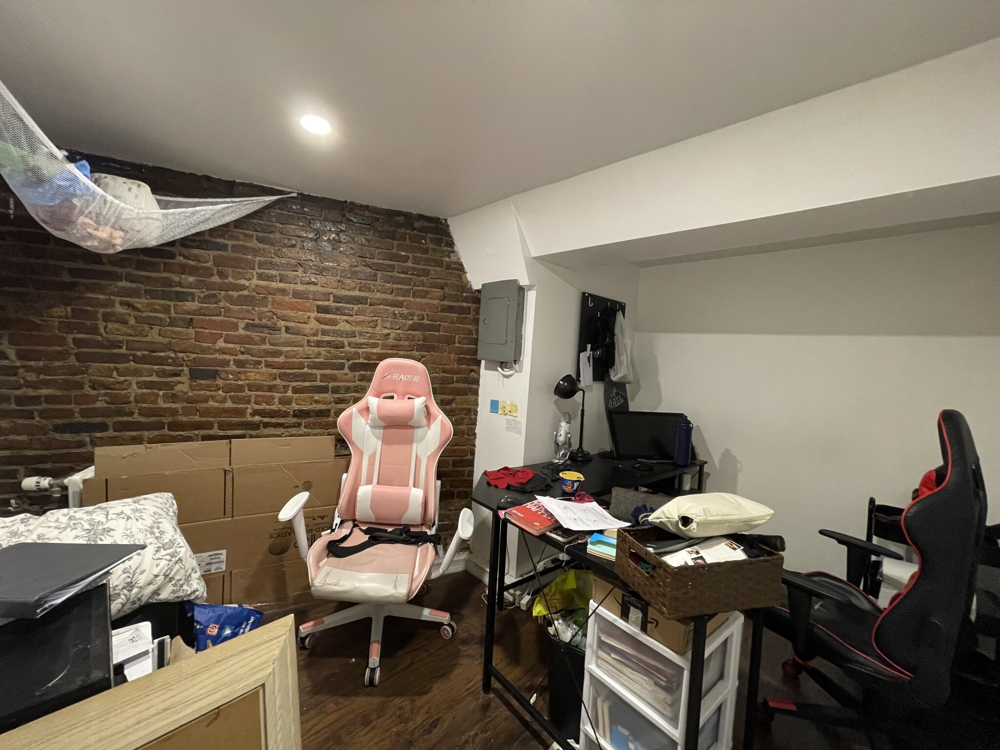 2 bed, 1 bath apartment for rent at 40 Anderson St Unit A, Beacon Hill — photo 7 of 9