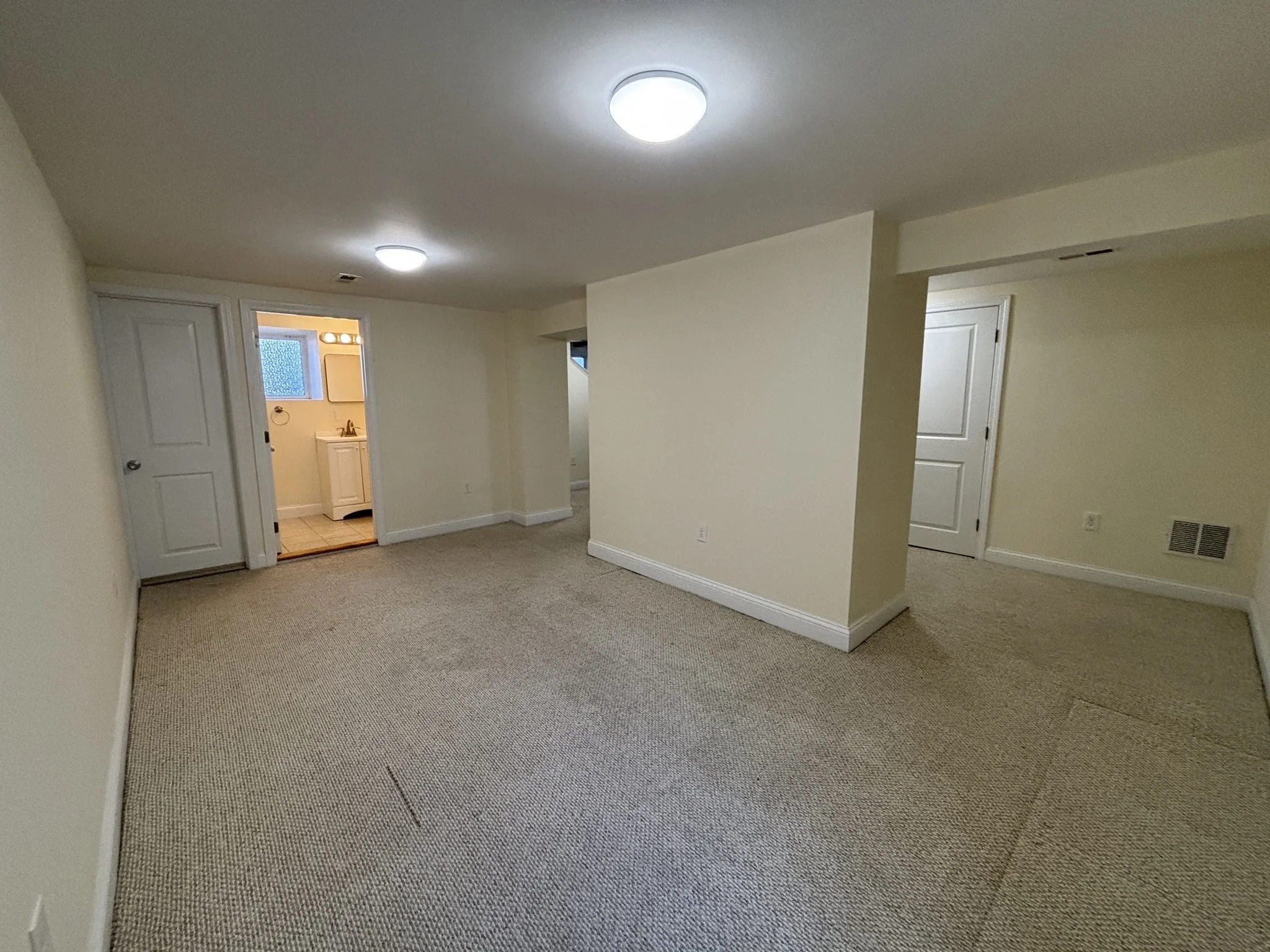 3 bed, 1 bath apartment for rent at 40 Ansonia Rd Unit 40, West Roxbury — photo 14 of 33