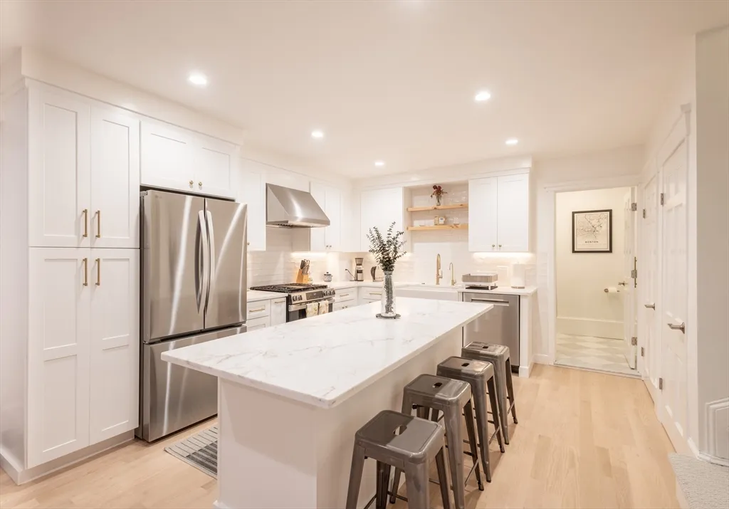 2 bed, 2 bath apartment for rent at 40 Appleton St Unit A, South End — photo 5 of 11