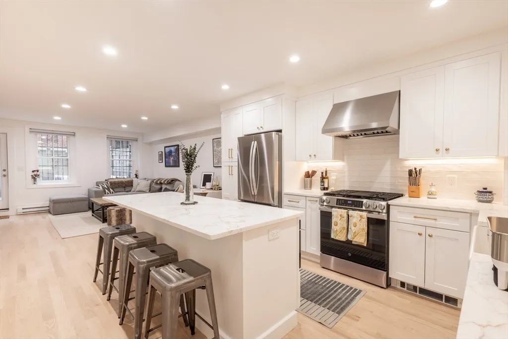 2 bed, 2 bath apartment for rent at 40 Appleton St Unit A, South End — photo 2 of 11