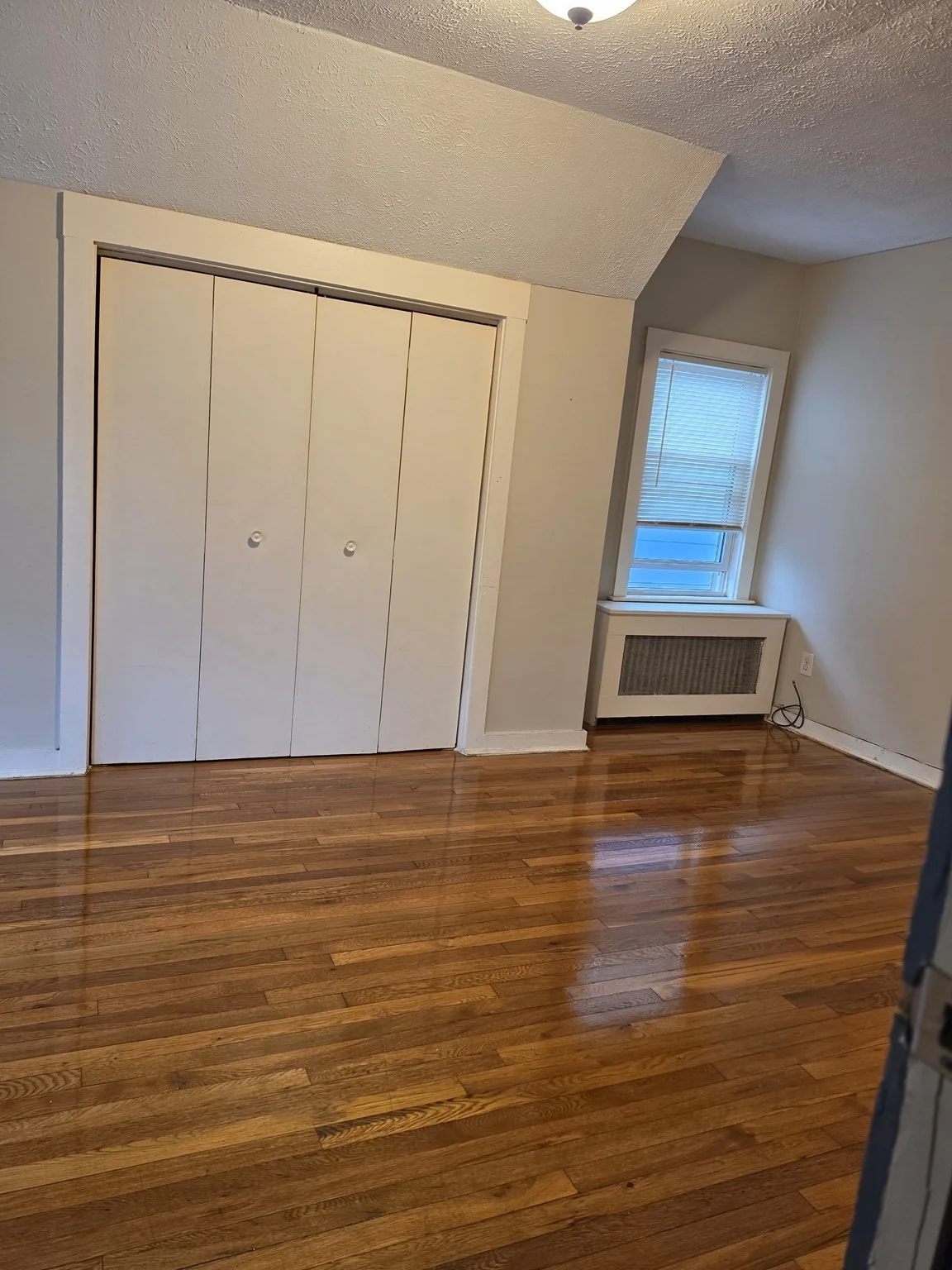 3 bed, 1 bath apartment for rent at 40 Arlington Unit 3, Lynn