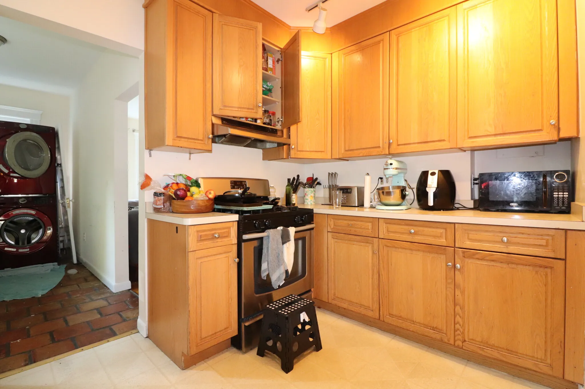 5 bed, 2 bath apartment for rent at 40 Atherton Rd Unit 02, Corey Hill — photo 6 of 25