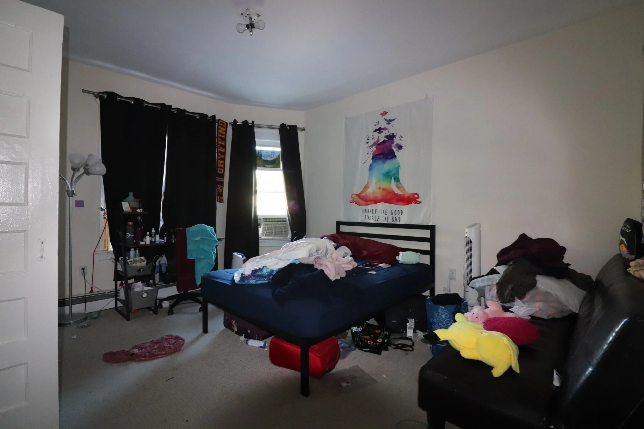 5 bed, 2 bath apartment for rent at 40 Atherton Rd Unit 2, Coolidge Corner — photo 14 of 25