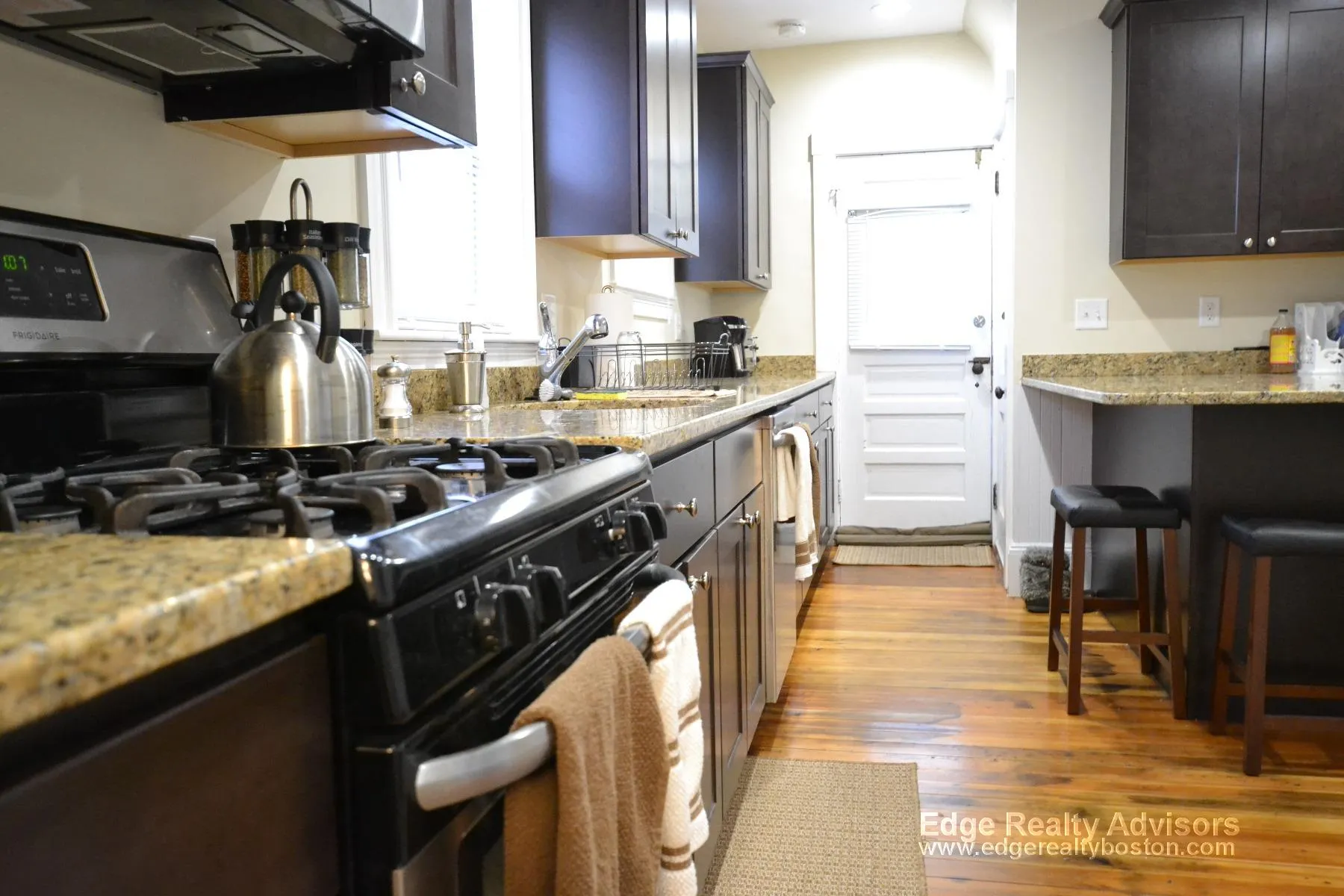 4 bed, 2 bath apartment for rent at 40 Atkins St Unit 2, Oak Square — photo 1 of 12