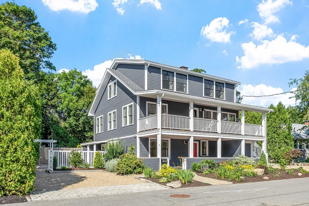 2 bed, 2 bath apartment for rent at 40 Atlantic Ave Unit B, Rockport — photo 1 of 40