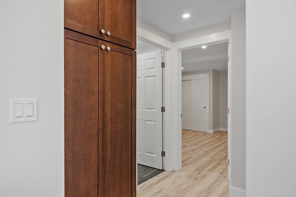 2 bed, 2 bath apartment for rent at 40 Atlantic Ave Unit B, Rockport — photo 20 of 40