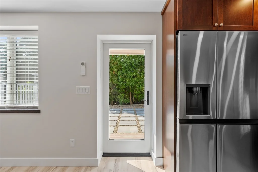 2 bed, 2 bath apartment for rent at 40 Atlantic Ave Unit B, Rockport — photo 18 of 40