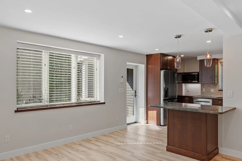 2 bed, 2 bath apartment for rent at 40 Atlantic Ave Unit B, Rockport — photo 14 of 40