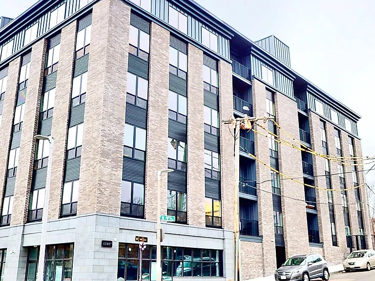 Studio bed, 1 bath apartment for rent at 40 B St Unit 302, South Boston