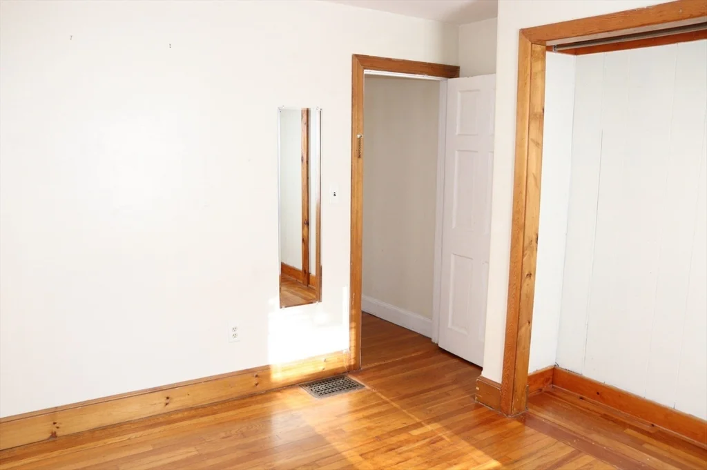 2 bed, 1 bath apartment for rent at 40 Baker Ave Unit 1, Quincy — photo 12 of 18