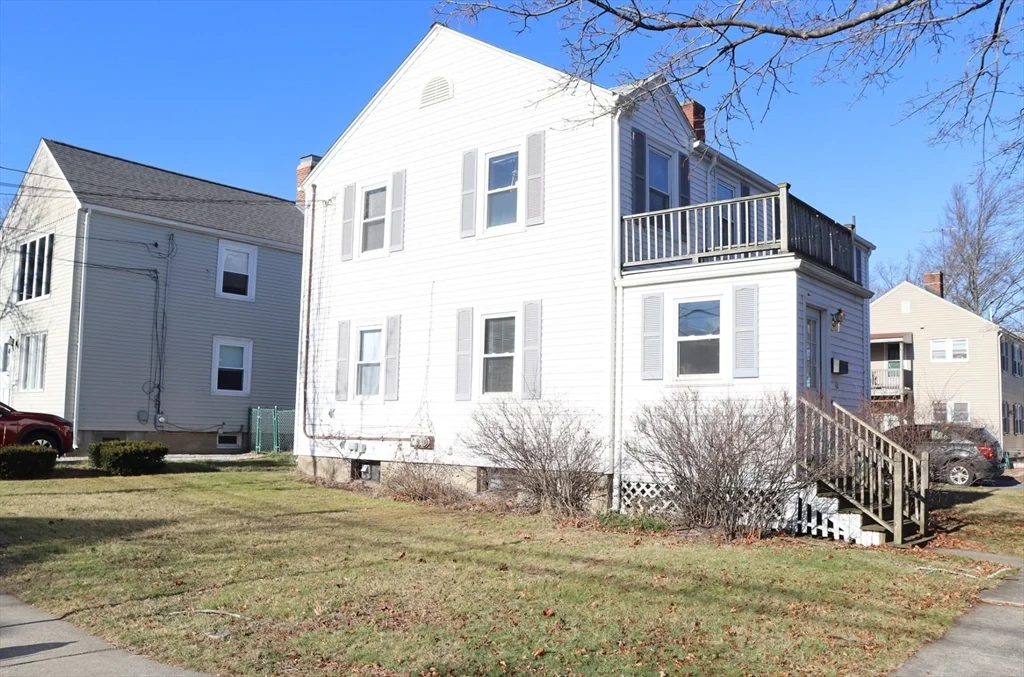 2 bed, 1 bath apartment for rent at 40 Baker Ave Unit 1, Quincy — photo 3 of 18