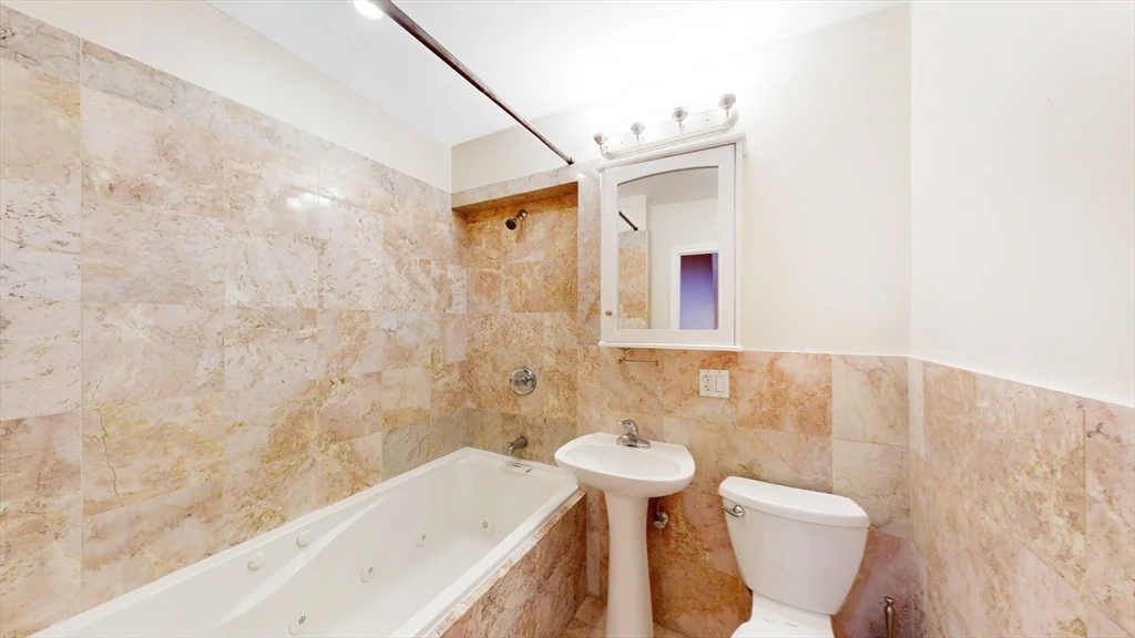 2 bed, 1 bath apartment for rent at 40 Batterymarch St Unit 3, Boston Downtown — photo 9 of 15