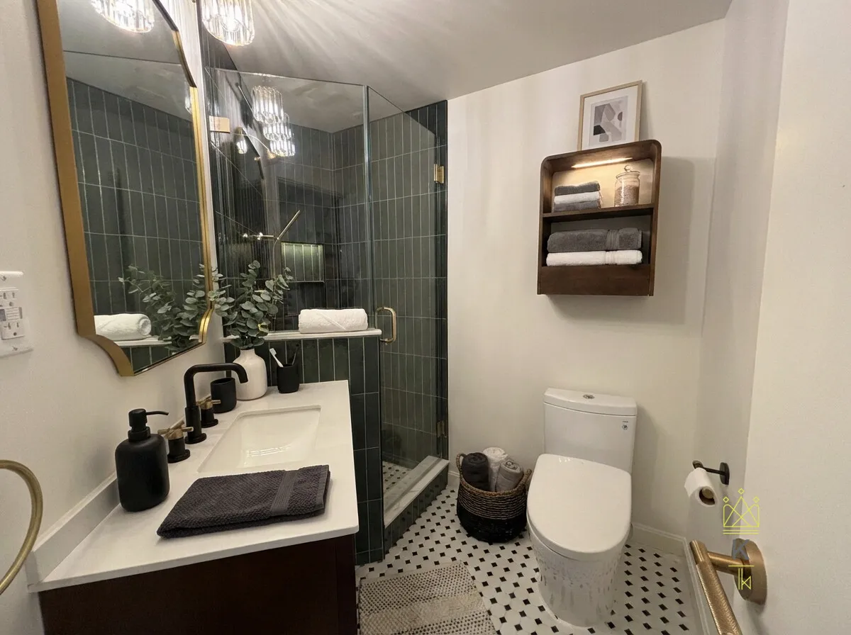 2.5 bed, 2 bath apartment for rent at 40 Baxter St Unit 6, South Boston — photo 8 of 8