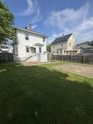 3 bed, 1 bath apartment for rent at 40 Bellvale St Unit 0, Malden — photo 4 of 28