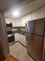 1 bed, 1 bath apartment for rent at 40 Bigelow Unit 4, Quincy Center — photo 4 of 9