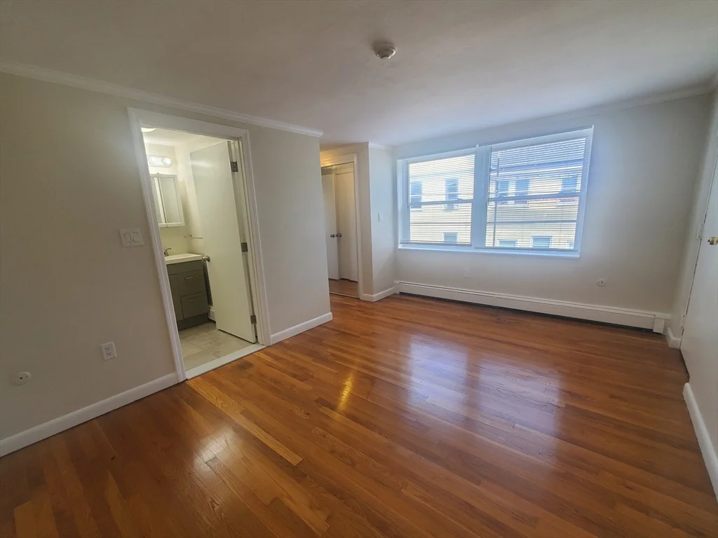 1 bed, 1 bath apartment for rent at 40 Bigelow Unit B, Quincy Center — photo 5 of 9