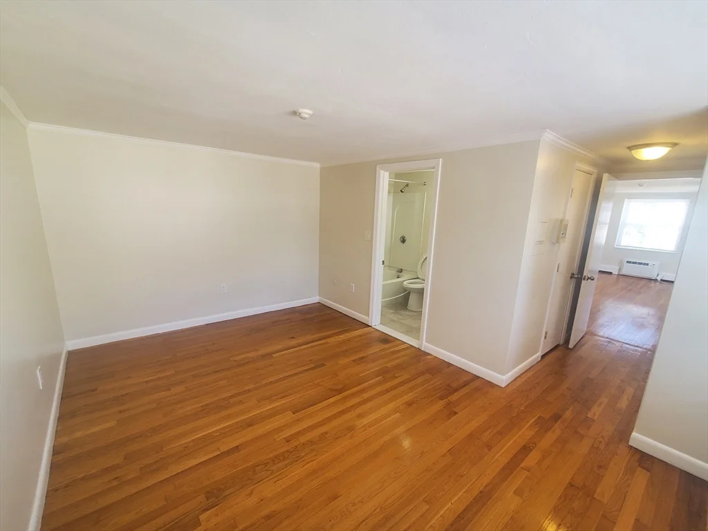 1 bed, 1 bath apartment for rent at 40 Bigelow Unit B, Quincy Center — photo 6 of 9