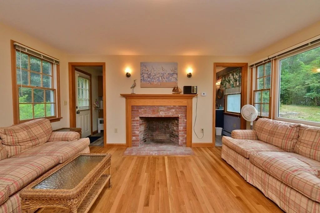 3 bed, 2 bath apartment for rent at 40 Bournedale Rd Unit NIGHT/WK, Bournedale — photo 11 of 31