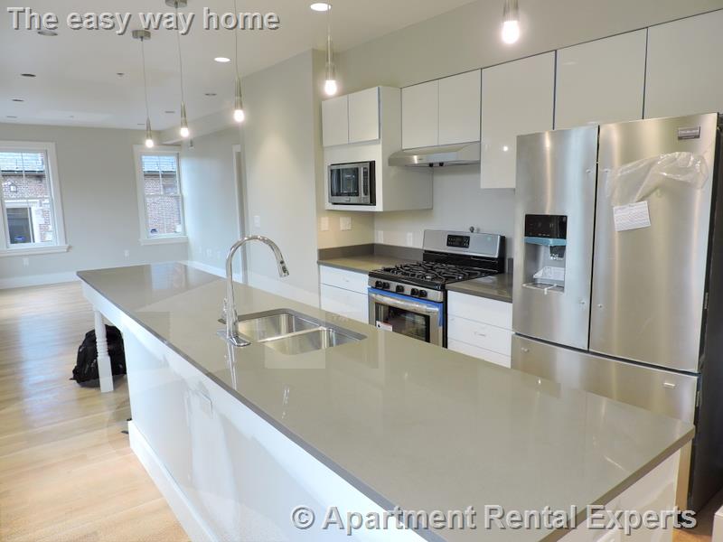 3 bed, 3 bath apartment for rent at 40 Bow St Unit 1, Harvard Square