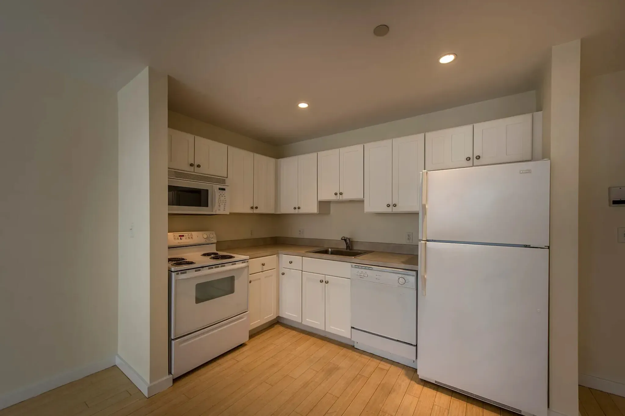 1 bed, 1 bath apartment for rent at 40 Boylston St Unit 204, Boston Downtown — photo 16 of 27