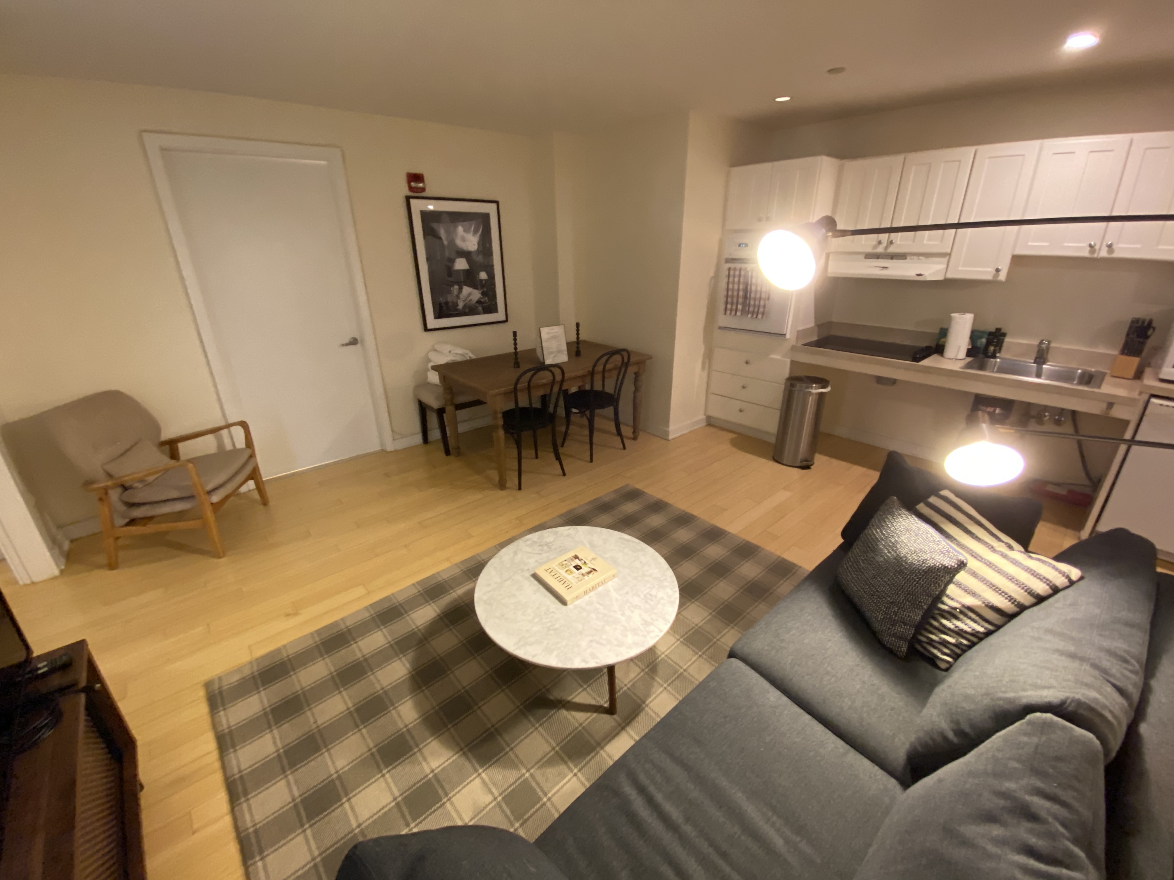 2 bed, 1 bath apartment for rent at 40 Boylston St Unit 208-CF, Boston Downtown — photo 4 of 13