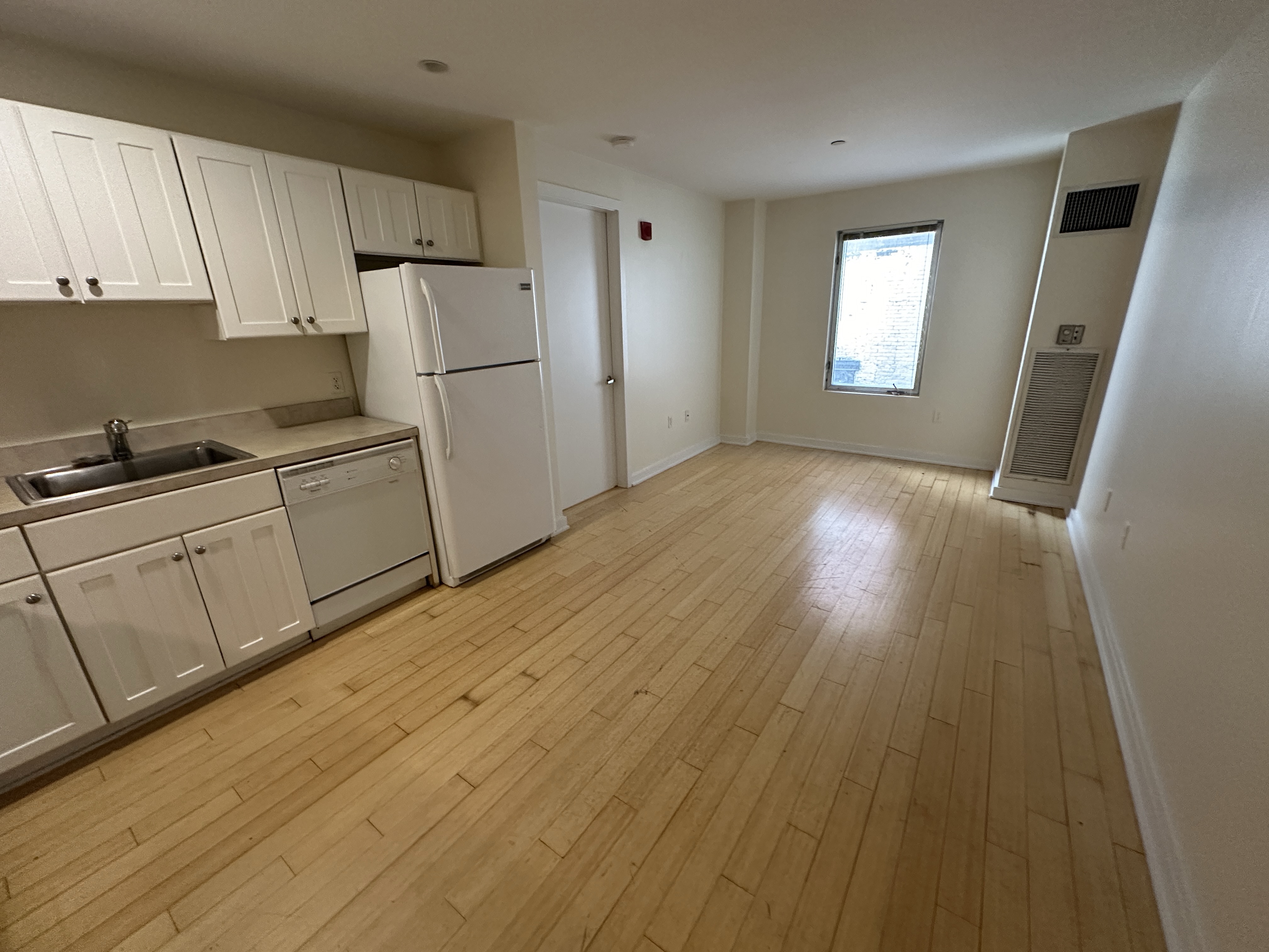 1 bed, 1 bath apartment for rent at 40 Boylston St Unit 307-CF, Boston Downtown — photo 1 of 13
