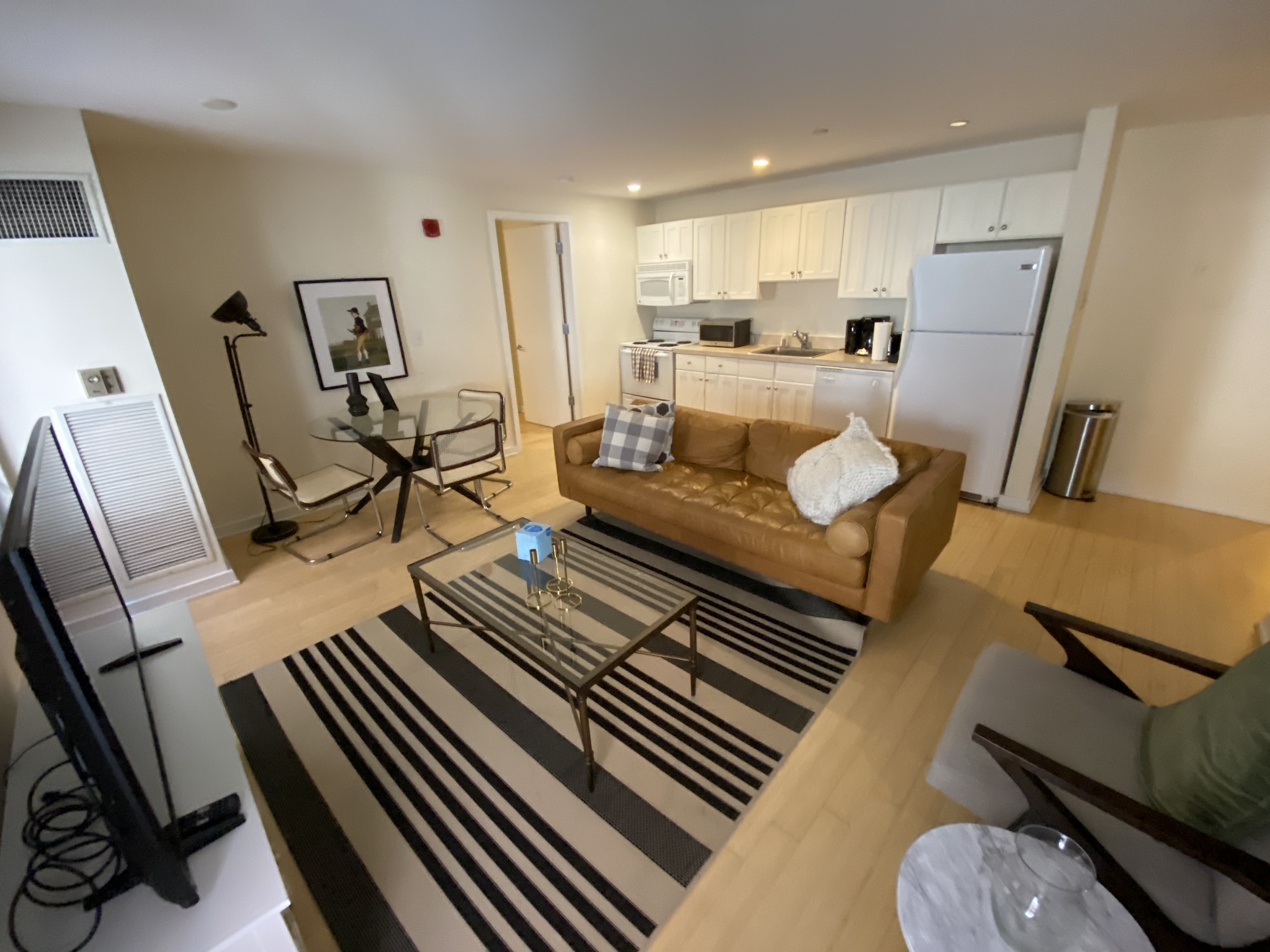 2 bed, 1 bath apartment for rent at 40 Boylston St Unit 308-CF, Boston Downtown — photo 3 of 8