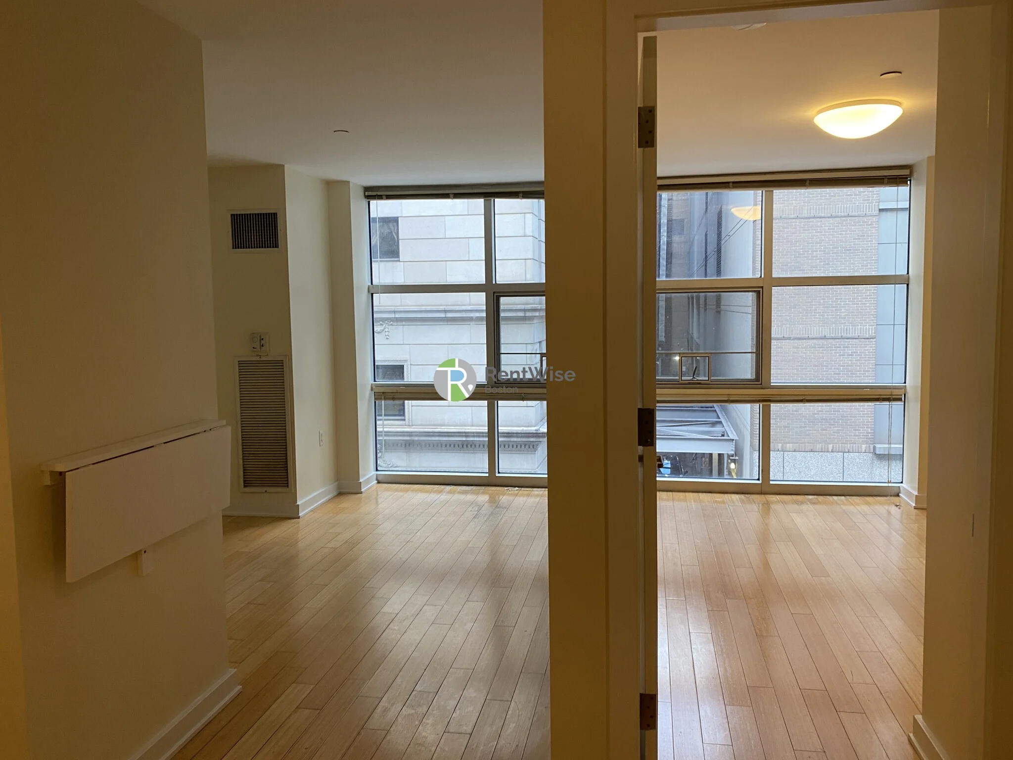 1 bed, 1 bath apartment for rent at 40 Boylston St Unit 401, Boston Downtown — photo 1 of 15