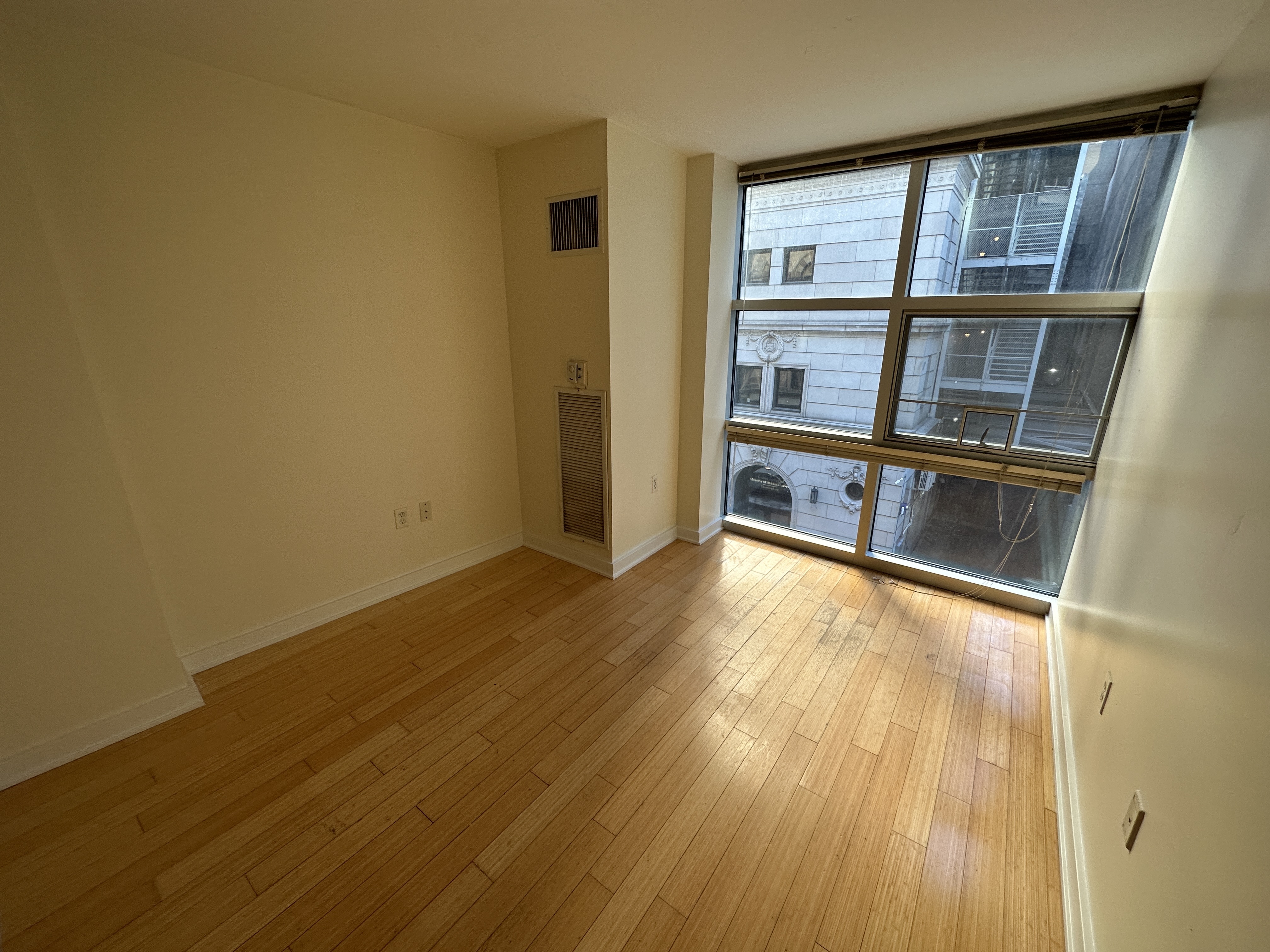 1 bed, 1 bath apartment for rent at 40 Boylston St Unit 401-CF, Boston Downtown — photo 1 of 14