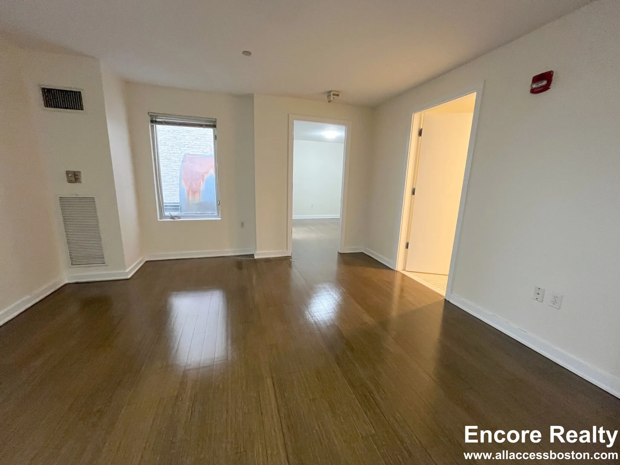 2 bed, 1 bath apartment for rent at 40 Boylston St Unit 405, Boston Downtown — photo 5 of 19
